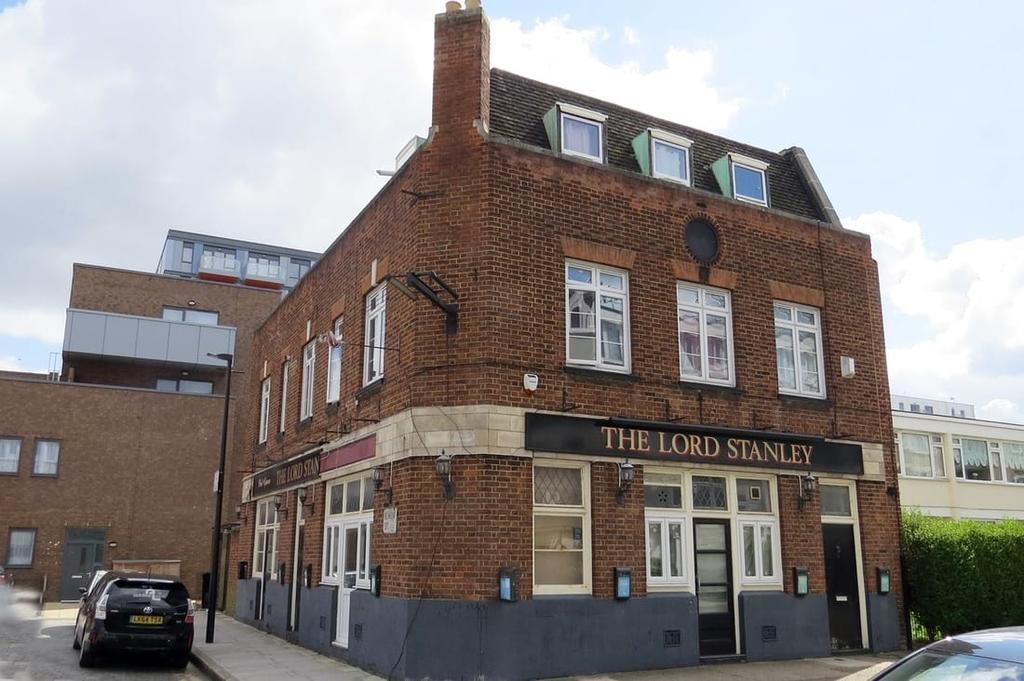 The Lord Stanley London Exterior photo